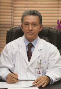 Woo-Kyung Kim